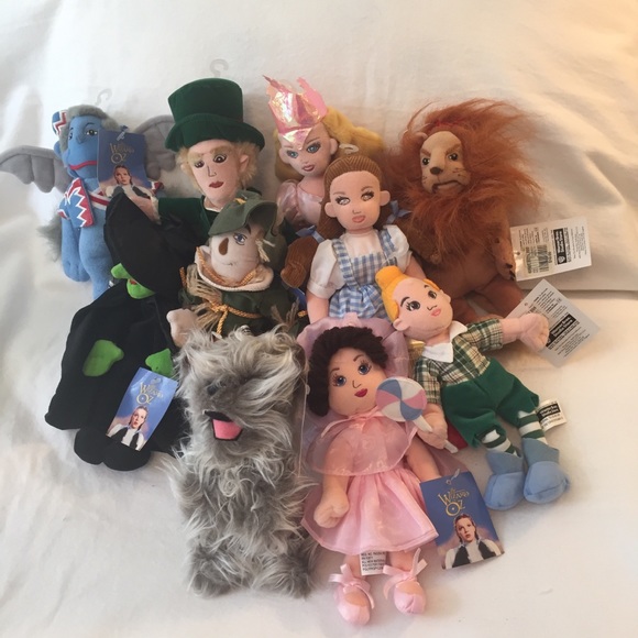 Warner Brothers Wizard of Oz Character Dolls - Picture 10 of 12